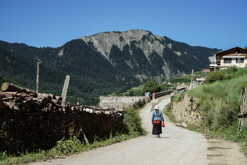 山里人家