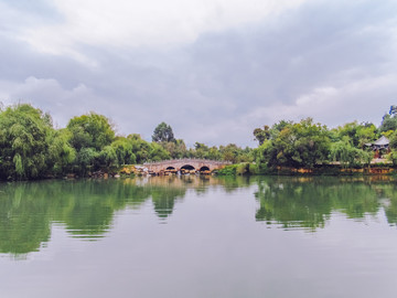 黑龙潭公园