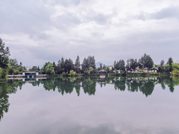 黑龙潭