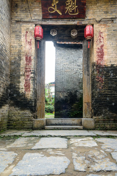 龙潭古村民居