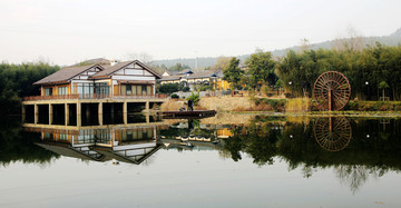 水岸休闲别墅