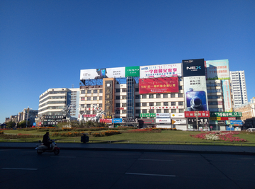 海拉尔城市街景