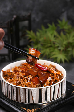 腊笋肉