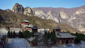 青龙山慈云寺全景