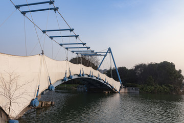 绳索桥