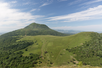 青山