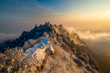 老君山雪景