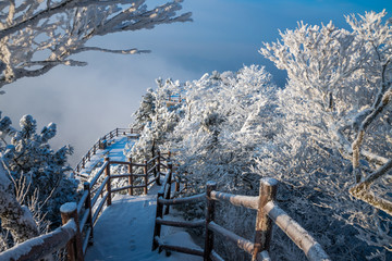 老君山雪景