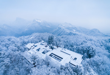 都江堰青城山上清宫雪景