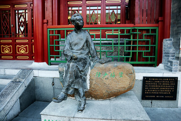 天津古玩街人物雕像