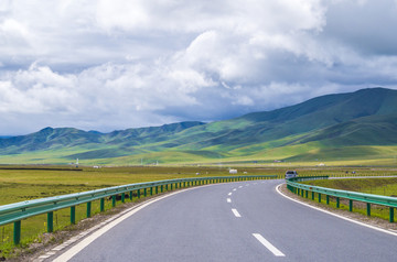 高原草原公路