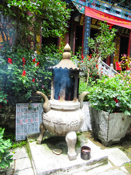 寺庙香炉