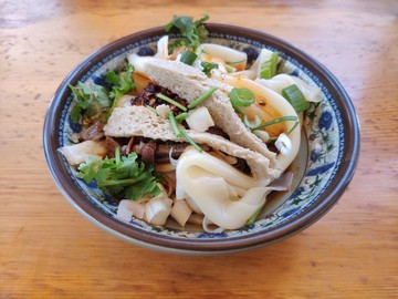 酿皮特写