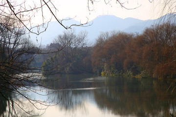 水墨山水画