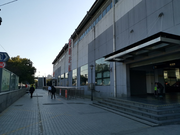 泗泾地铁站