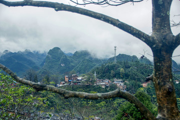 高山上的小村庄