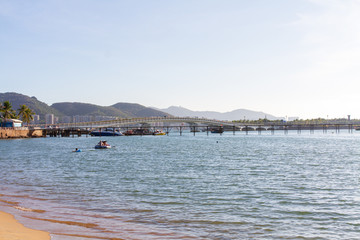 海南三亚湾凤凰岛跨海大桥
