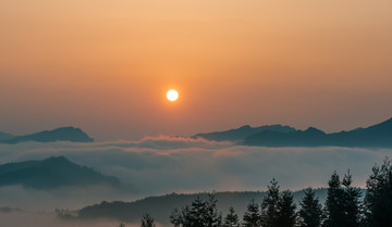 瓦屋山云雾