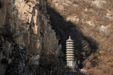 千灵山古塔