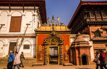 尼泊尔皇宫金门