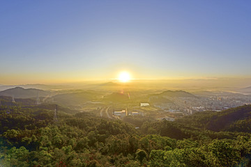 深圳羊台山日出