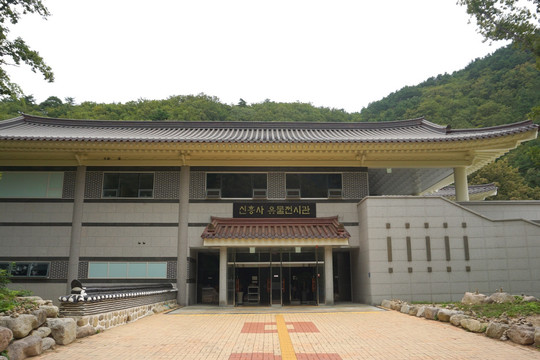 韩国雪岳山新兴寺博物馆