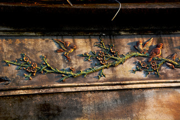 古代墙壁浮雕花鸟纹