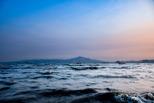 海阔天空