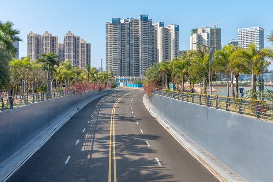 湛江市中澳友谊花园的马路