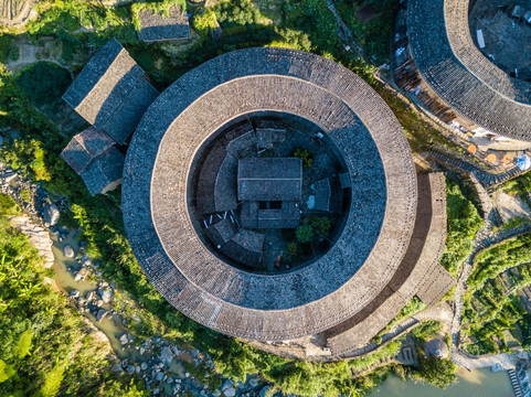 航拍中国福建初溪客家土楼群