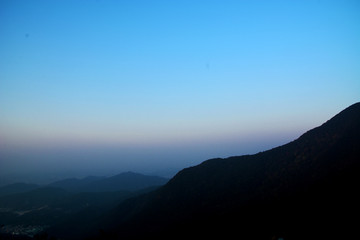 梧桐山黄昏风景