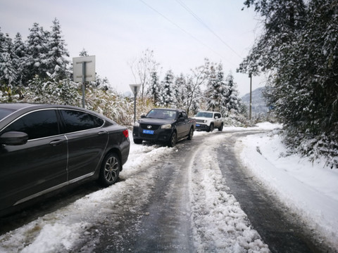 乡村雪景