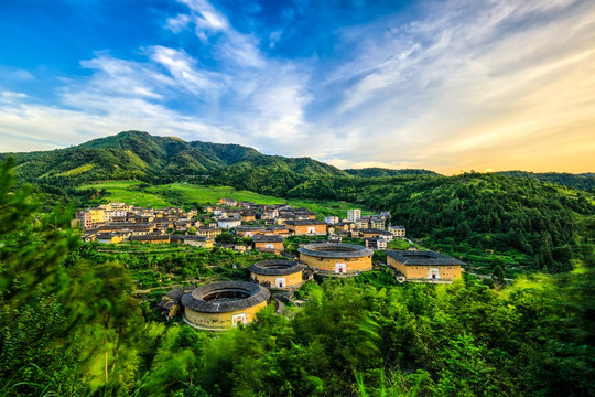 中国福建初溪客家土楼群全景