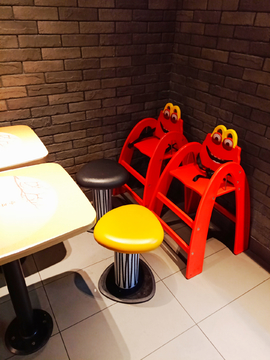 餐厅婴儿椅