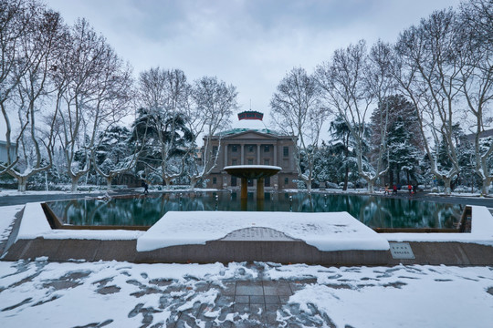 东南大学雪景