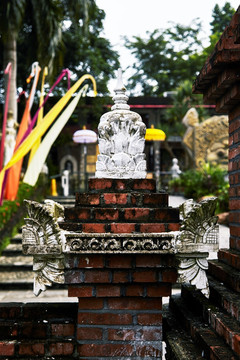巴厘村里的特色建筑装饰