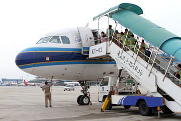 青岛机场飞机