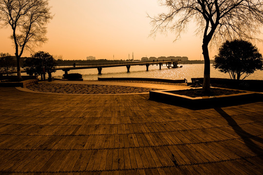 金鸡湖景观大桥