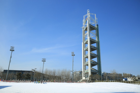 奥运会转播塔雪景