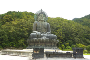 韩国雪岳山新兴寺统一大佛坐像