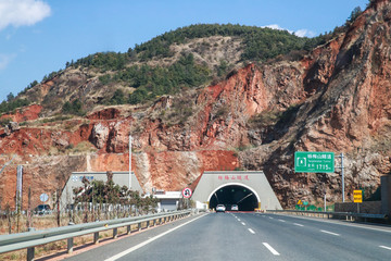 高速公路隧道