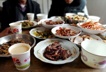 团年饭