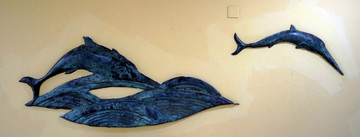 海豚浮雕