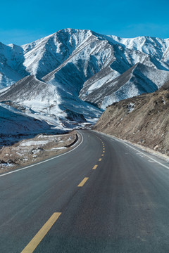 雪山公路