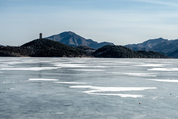 冰雪湖泊