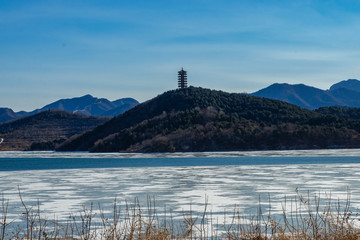 冰雪群山