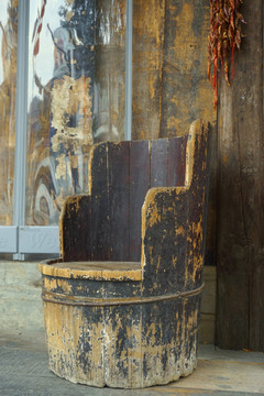 湘西乡村民居古董椅子