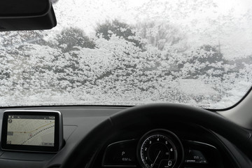 车窗上的冰雪