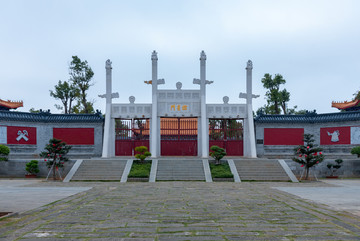 广东遂溪县孔子文化城的棂星门