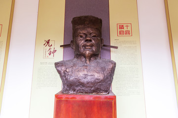 中国历史十大清官雕像况钟